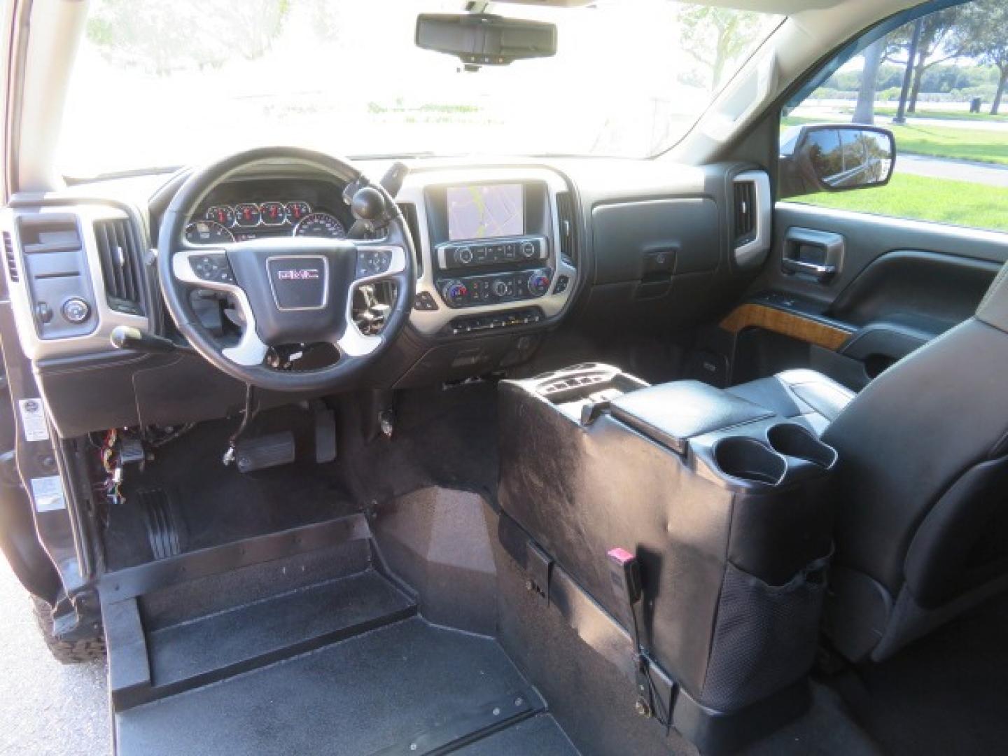 2014 /Black GMC Sierra 1500 SLT Crew Cab 2WD (3GTP1VEC2EG) with an 5.3L V8 OHV 16V engine, 6-Speed Automatic transmission, located at 4301 Oak Circle #19, Boca Raton, FL, 33431, (954) 561-2499, 26.388861, -80.084038 - Photo#69